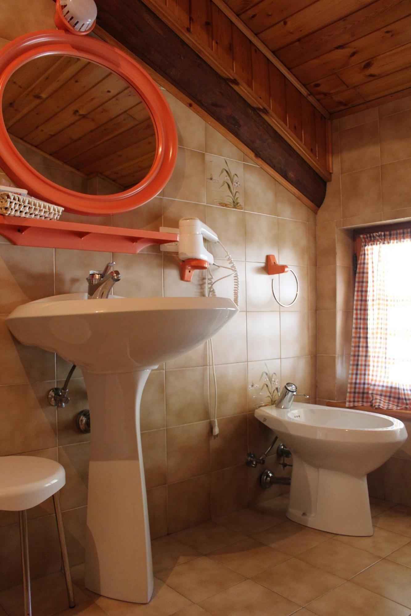 Residence Zecchini Tiarno di Sotto Экстерьер фото